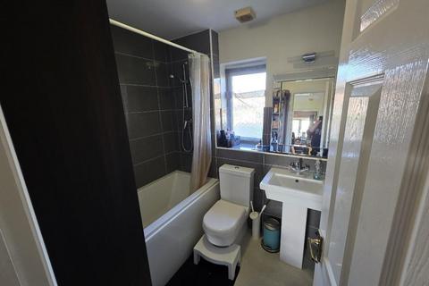3 bedroom end of terrace house for sale, De Havilland Avenue, Shortstown, Bedfordshire, MK42 0QZ