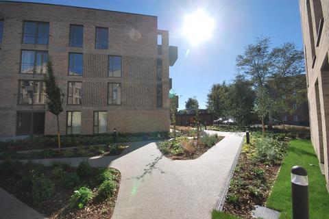 2 bedroom apartment to rent, City Road, Hulme, Manchester, M15 5GP