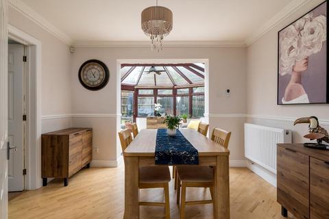 6 bedroom detached house for sale, Two Mile Ash, Milton Keynes MK8