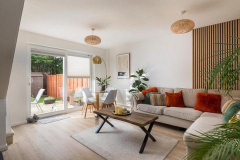 2 bedroom semi-detached house for sale, Shenley Lodge, Milton Keynes MK5