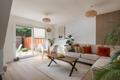 2 bedroom semi-detached house for sale, Shenley Lodge, Milton Keynes MK5
