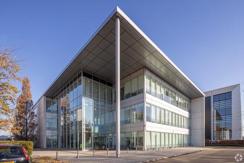 Office to rent, 240 Bath Rd Slough SL1 4DX