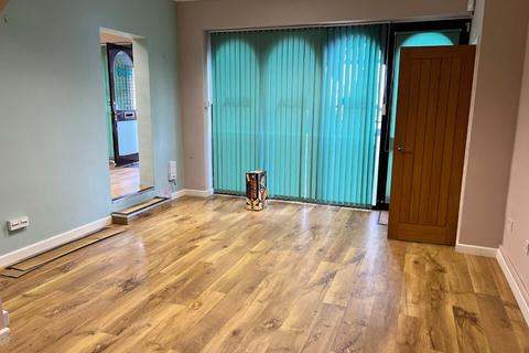 Retail property (high street) to rent, Union St Maidstone ME14 1EB