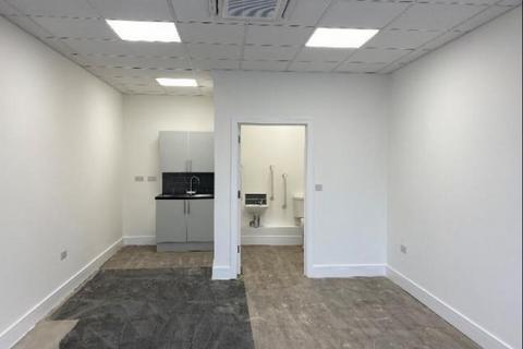 Retail property (high street) to rent, 1-5 The Parade Tadworth KT20 6AQ