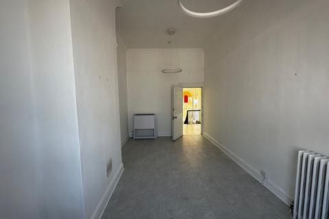 Office to rent, King St Chester CH1 2