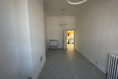 Office to rent, King St Chester CH1 2