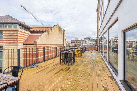 Office to rent, 41 Corn St Bristol BS1 1HT