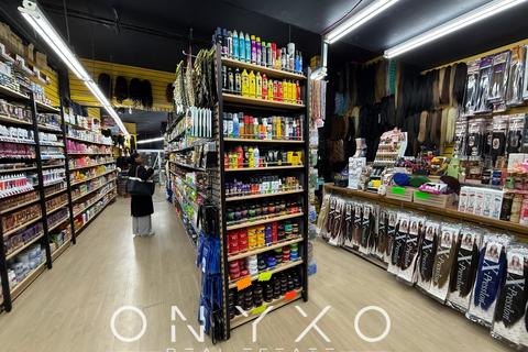 Retail property (high street) to rent, 1-9 King St Reading RG1 2