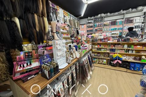 Retail property (high street) to rent, 1-9 King St Reading RG1 2