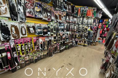 Retail property (high street) to rent, 1-9 King St Reading RG1 2