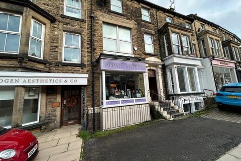 Retail property (high street) to rent, 18 Cheltenham Parade Harrogate HG1 1DB
