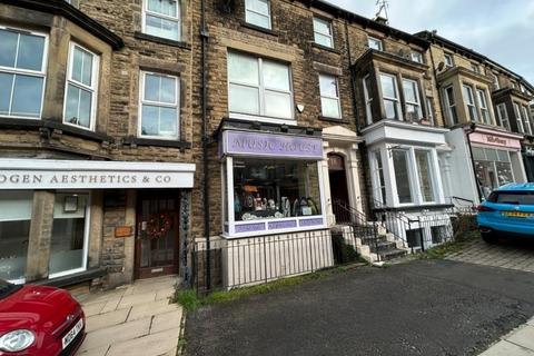 Retail property (high street) to rent, 18 Cheltenham Parade Harrogate HG1 1DB