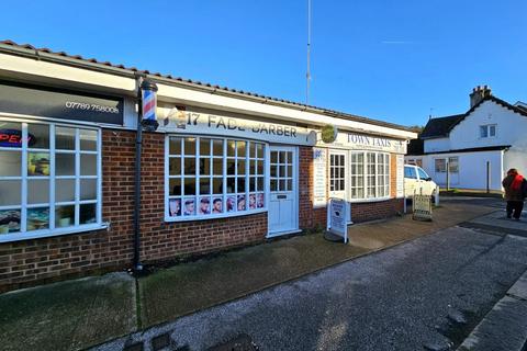 Retail property (high street) to rent, 17 Station Rd Bexhill TN40 1RE