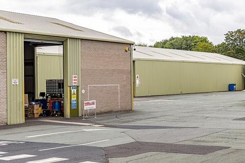 Warehouse to rent, Bridge Rd S Wrexham LL13 9PN