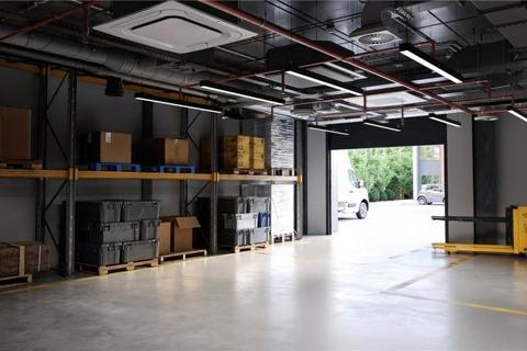 Distribution warehouse to rent, Hutton Bank Ripon HG4 1JA