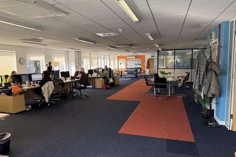 Office to rent, 40-52 The Broadway Crawley RH10 1HB