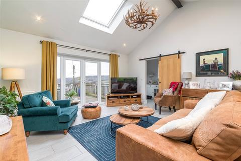 undefined, Barefoot Cottage, Cwm Fedw, Machen, CF83