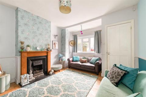 3 bedroom terraced house for sale, Edward Road, Barnet EN4