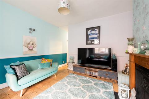 3 bedroom terraced house for sale, Edward Road, Barnet EN4