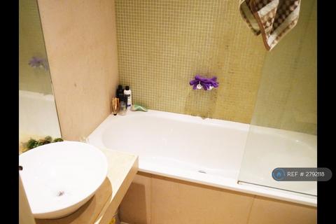1 bedroom flat to rent, Fairmont Avenue, London, E14