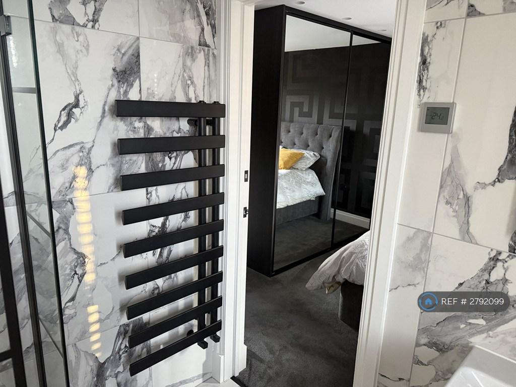 Ensuite 3