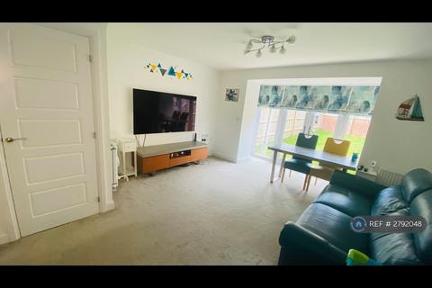3 bedroom semi-detached house to rent, John Liddell Way, Basingstoke, RG21