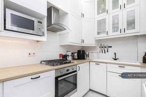 2 bedroom flat to rent, Norwich Mansions, Bournemouth, BH2