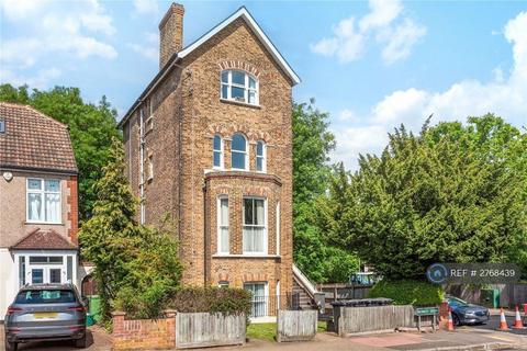 2 bedroom flat to rent, Bromley Grove, Bromley, BR2