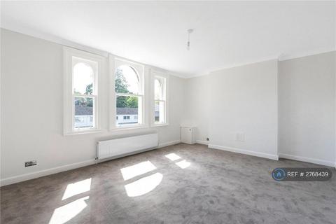 2 bedroom flat to rent, Bromley Grove, Bromley, BR2