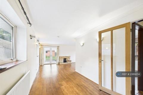 undefined, Highdown Avenue, Reading, RG4