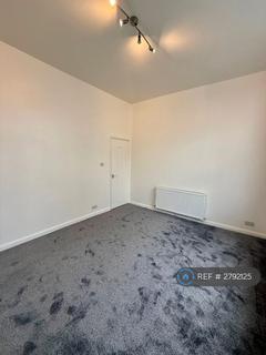 3 bedroom flat to rent, Avenue Road, Herne Bay, CT6