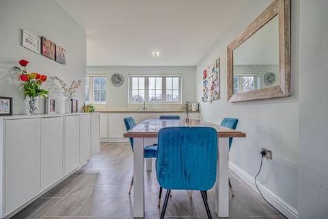 4 bedroom semi-detached house for sale, Little Holland Gardens, Nottingham NG16