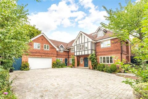 undefined, Queens Acre, Kings Road, Windsor, Berkshire, SL4