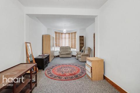 3 bedroom terraced house for sale, Ley Street, Ilford