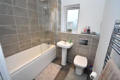 undefined, Silver Birch Avenue, Houghton Regis, Dunstable, Bedfordshire, LU5