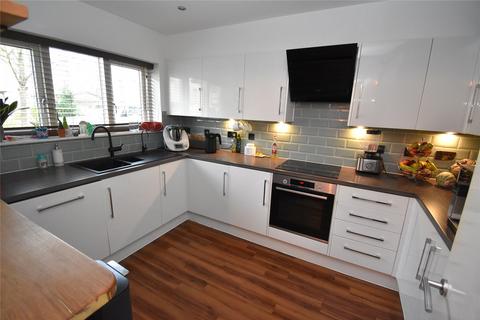 undefined, Holyrood Drive, Houghton Regis, Dunstable, Bedfordshire, LU5