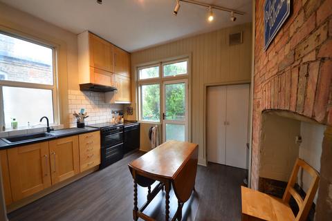 3 bedroom maisonette for sale, Hillside Road, Streatham Hill SW2