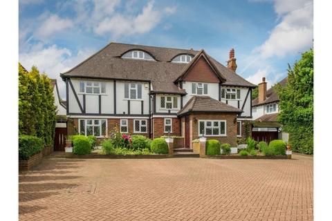 undefined, Banstead Road, London, SM7