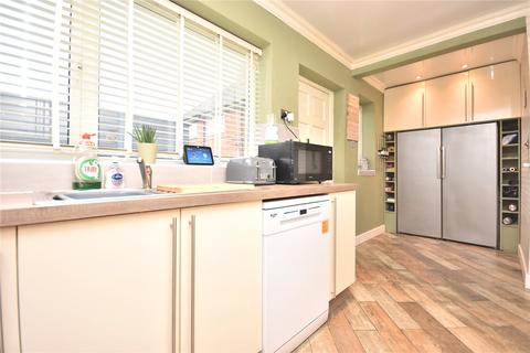 undefined, Brooklands Close, Leeds, West Yorkshire