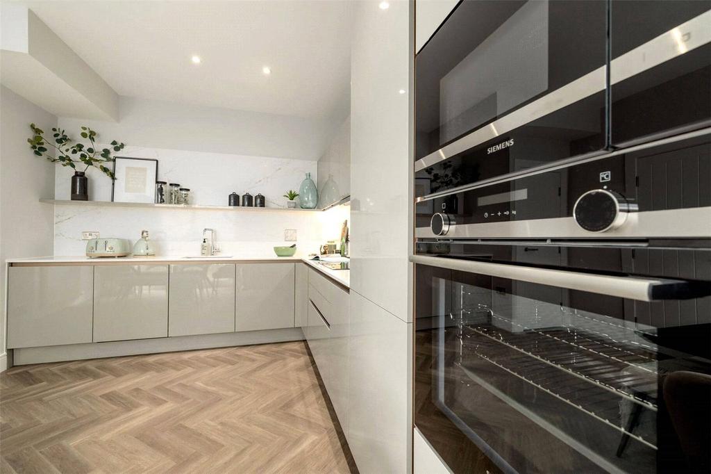 Kitchen/Dining