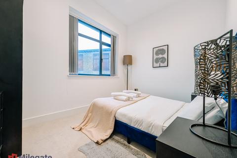 1 bedroom flat to rent, Gallows Yard, Kingston Upon Thames KT2