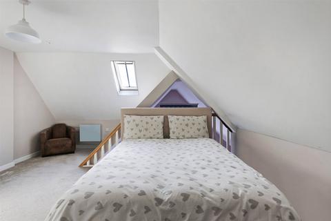 1 bedroom maisonette for sale, Ansell Road, Dorking, Surrey, RH4