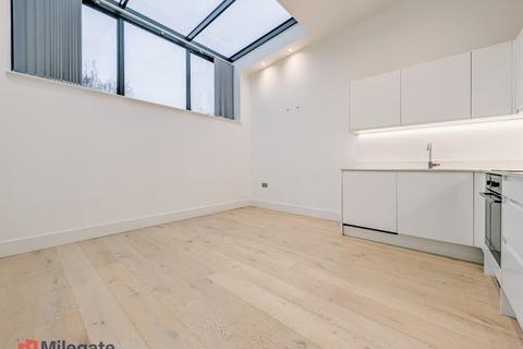 1 bedroom flat to rent, Gallows Yard, Kingston Upon Thames KT2