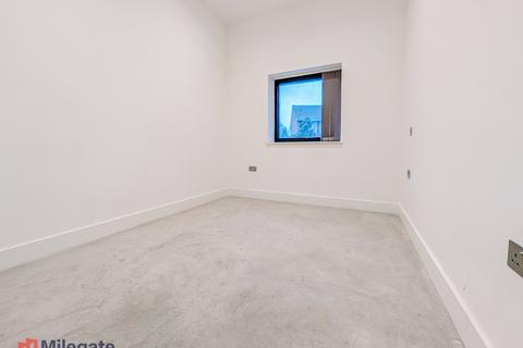1 bedroom flat to rent, Gallows Yard, Kingston Upon Thames KT2