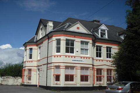 Office to rent, 218 Stow Hl Newport NP20 4HA