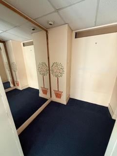 Retail property (high street) to rent, 36 West Clyde St Helensburgh G84 8AW
