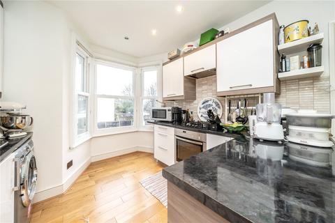 2 bedroom flat for sale, First Floor Flat, Stratford, London, E15