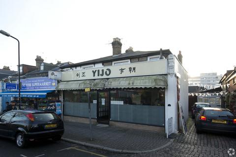 Restaurant to rent, 1 Station Rd London N3 2SB