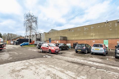 Warehouse to rent, Hazelbottom Rd Manchester M8 5DB
