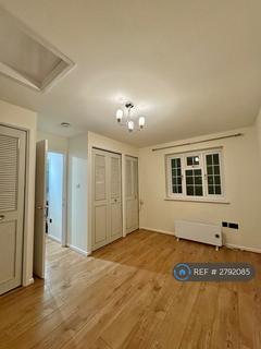 undefined, Newcombe Rise, West Drayton, UB7